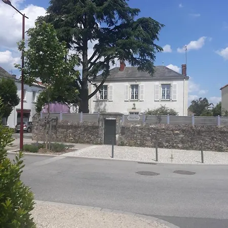Bed Of Roses Clisson